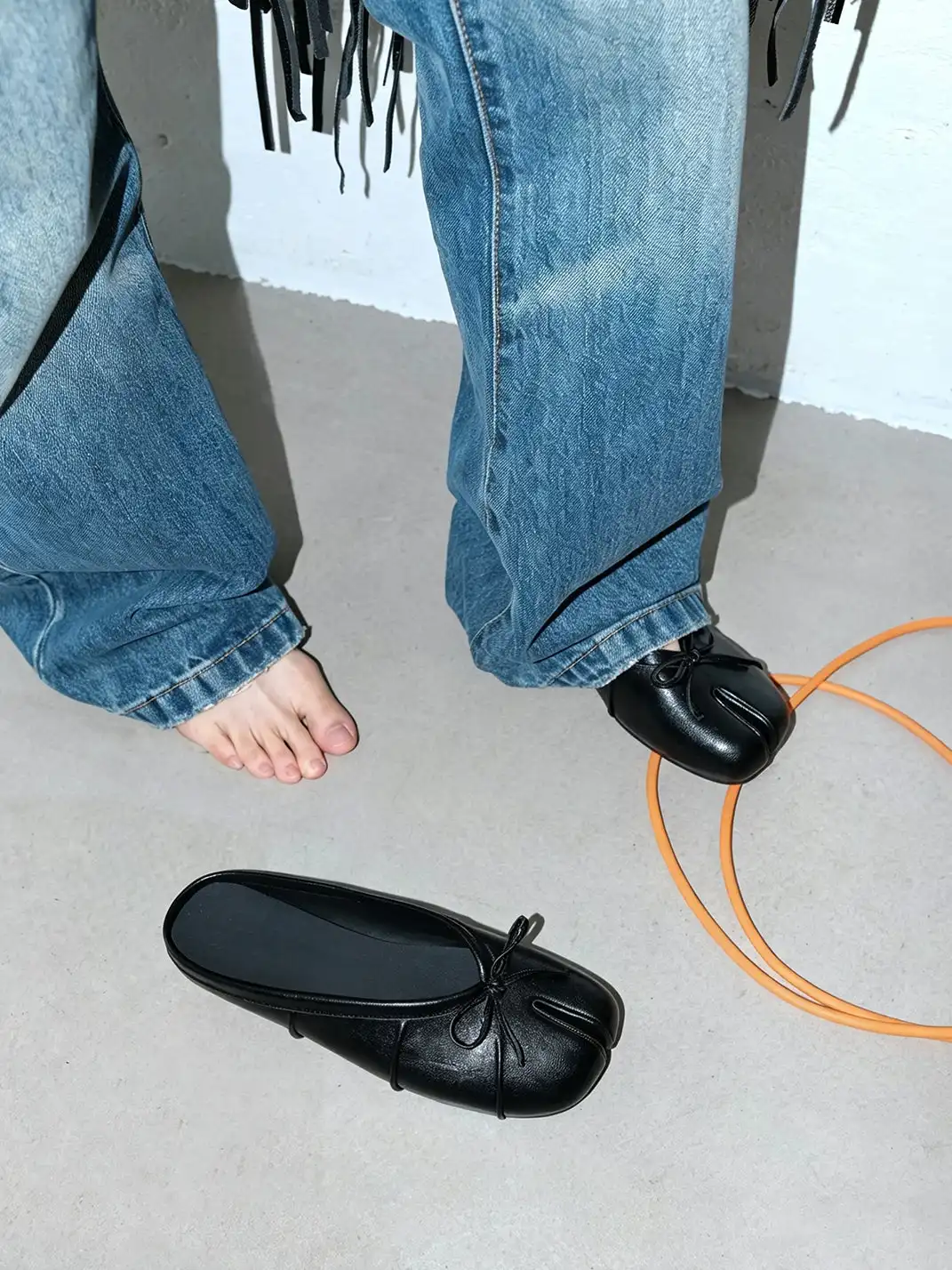 Mooreyu | Split Toe Bow Mary Jane Mules