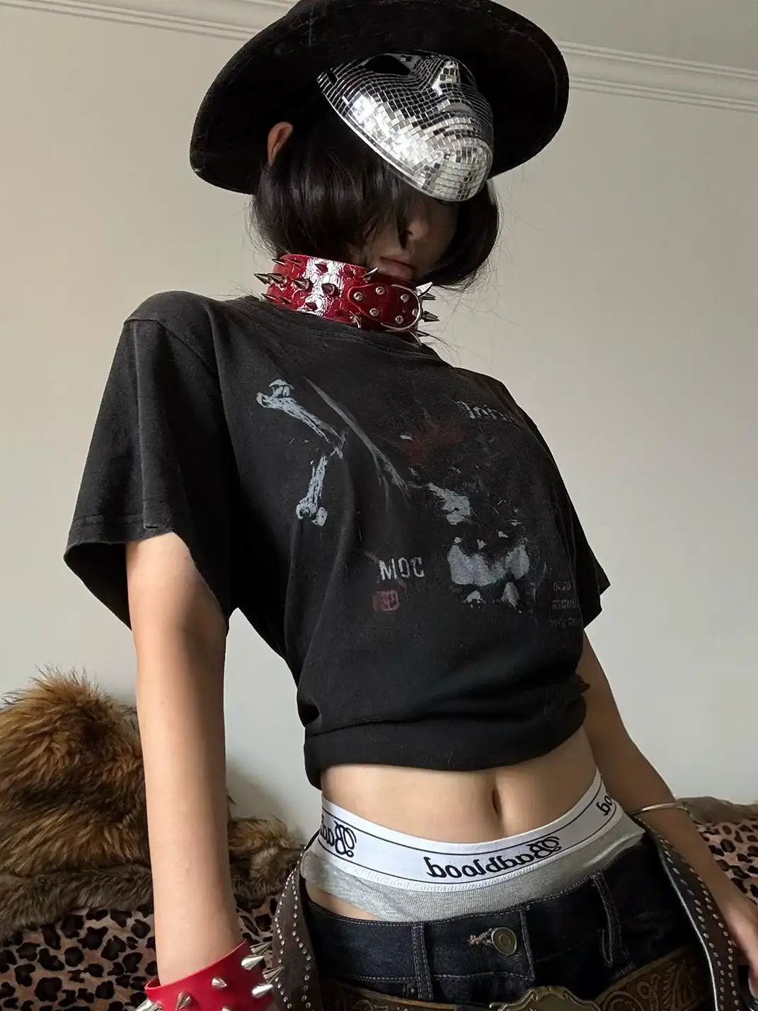Imdelusion | Punk Dog Cropped T-Shirt
