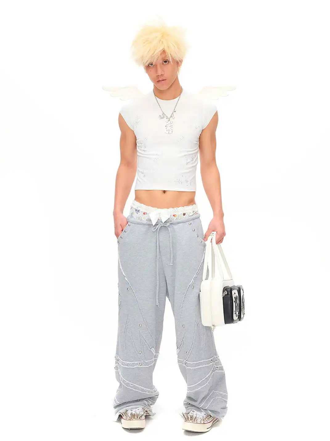 CFIERCE | Star Rhinestone Angel Wings T-Shirt