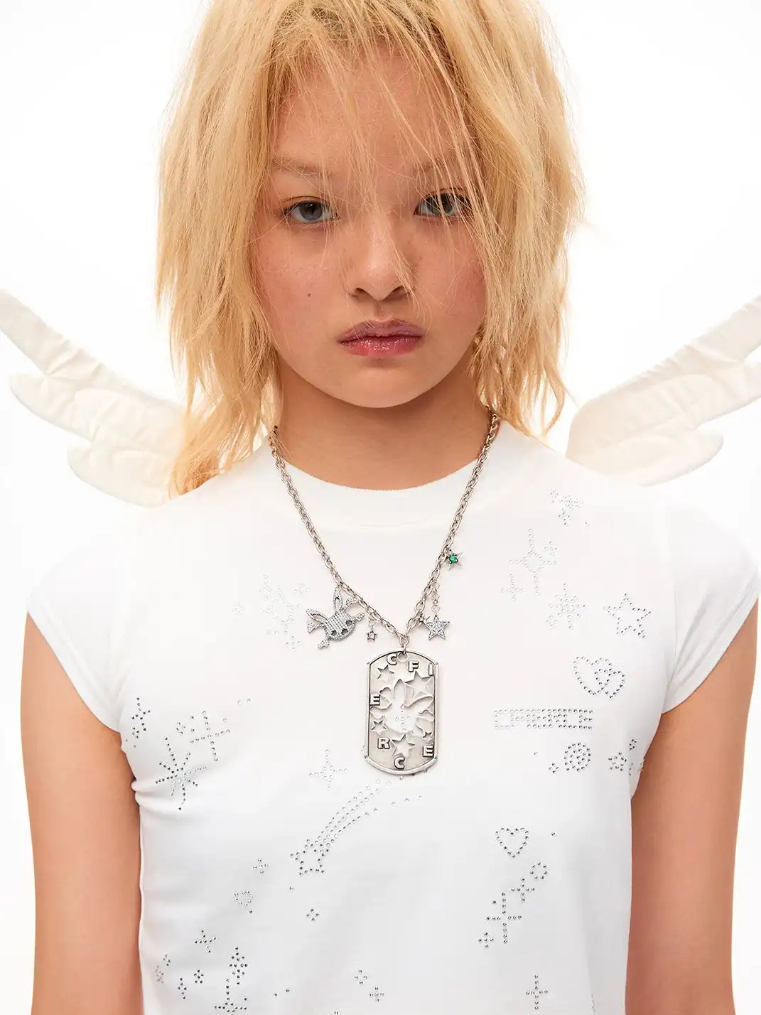 CFIERCE | Star Rhinestone Angel Wings T-Shirt
