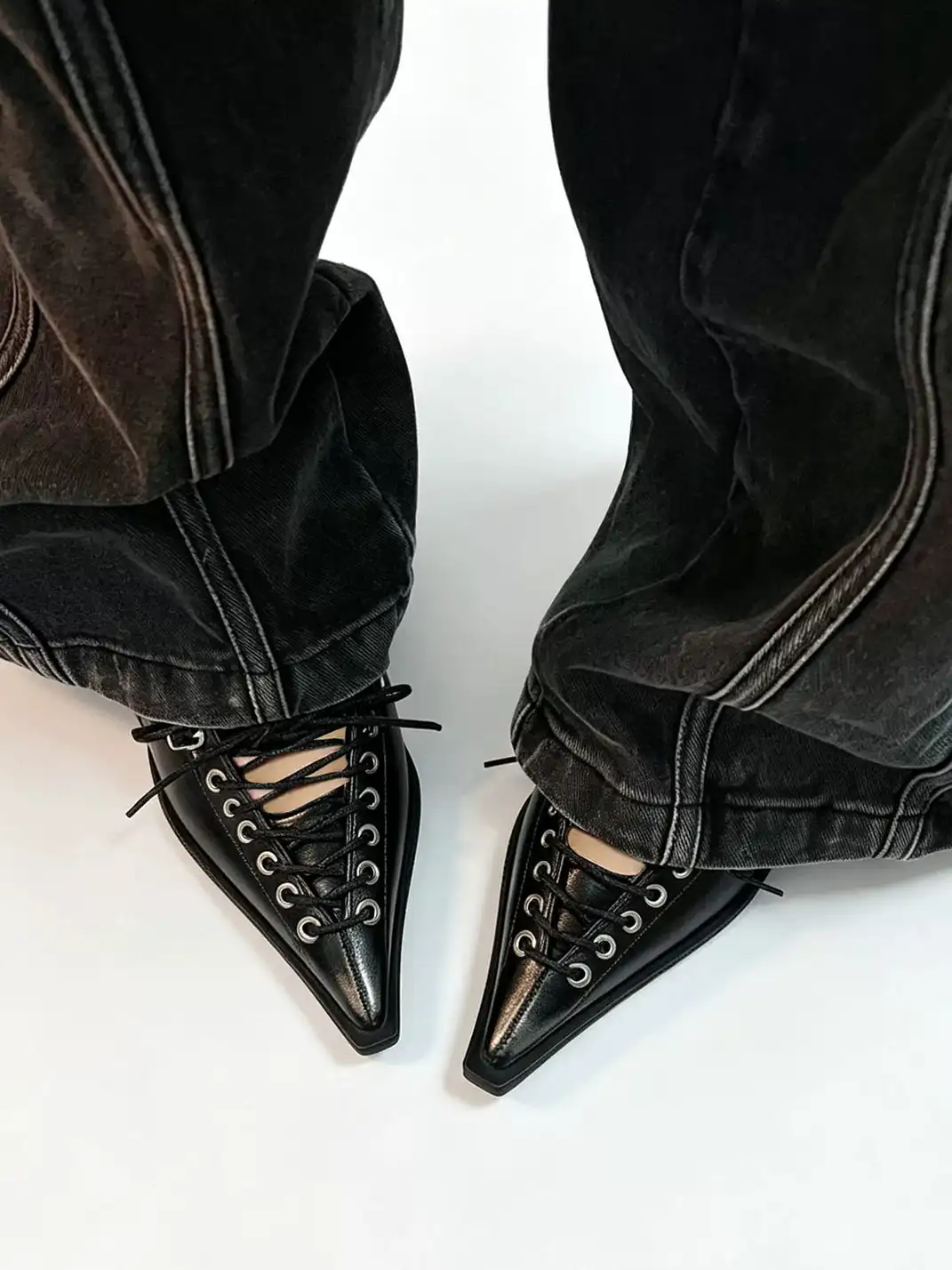 PINJIAHUI | Pointed Toe Lace-Up Low-Cut High Heels-Brown