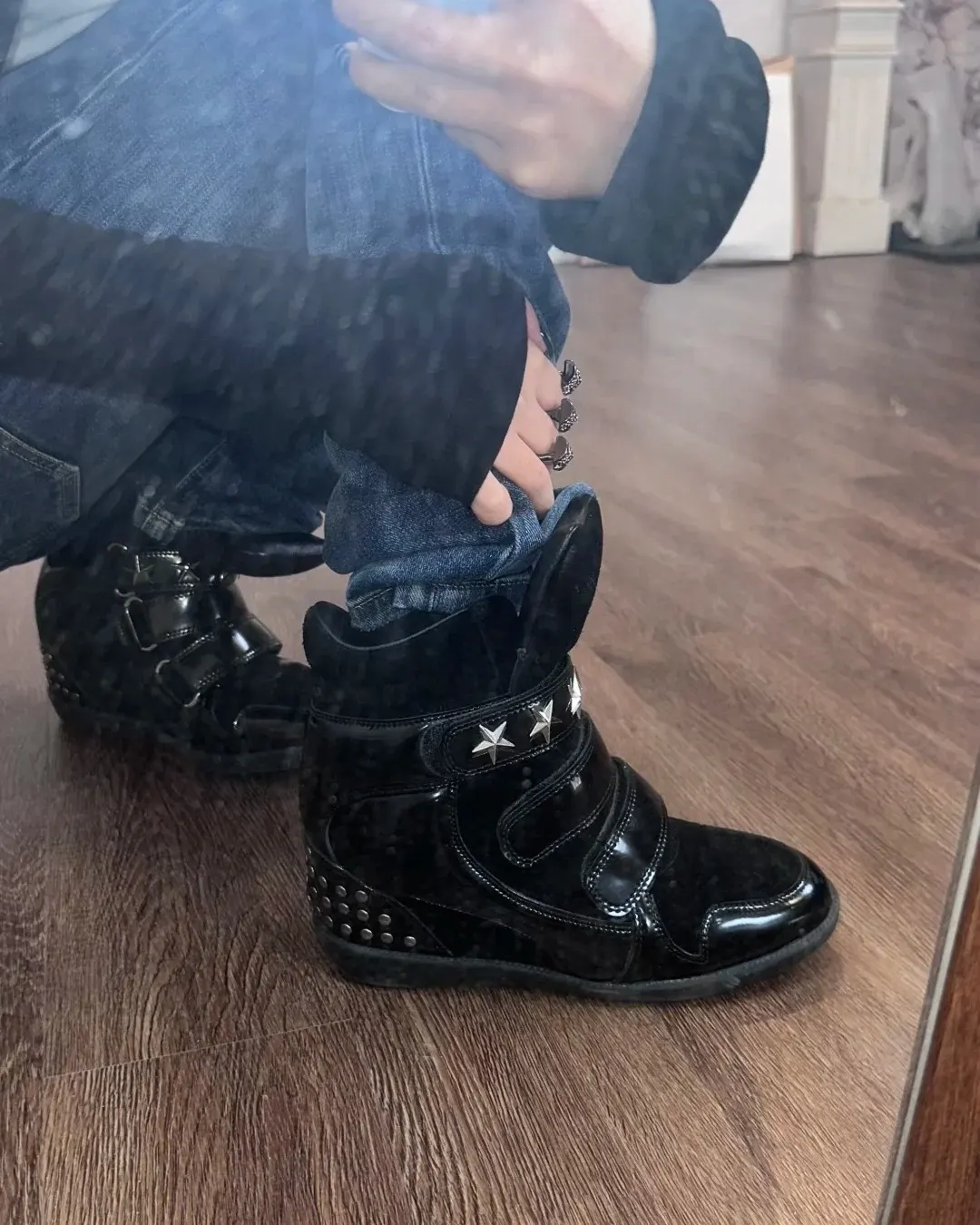 Chrome veins. Shadow instincts. Fashion for a broken future. Access granted at PSYLOS1.COM no e mosen, $260 #DarkWear #RebelWave #CyberFashion #AvantGarde (3/6)