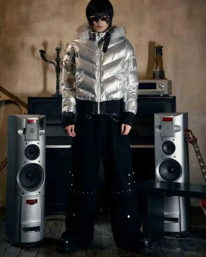 Chrome reflection. Winter distorted. Outshine the simulation. PAIKI | Mink Fur Hooded Down Jacket Link in bio to cop. #cybery2k #silverpuffer #futuristicfashion #streetwear #avantgarde (4/9)