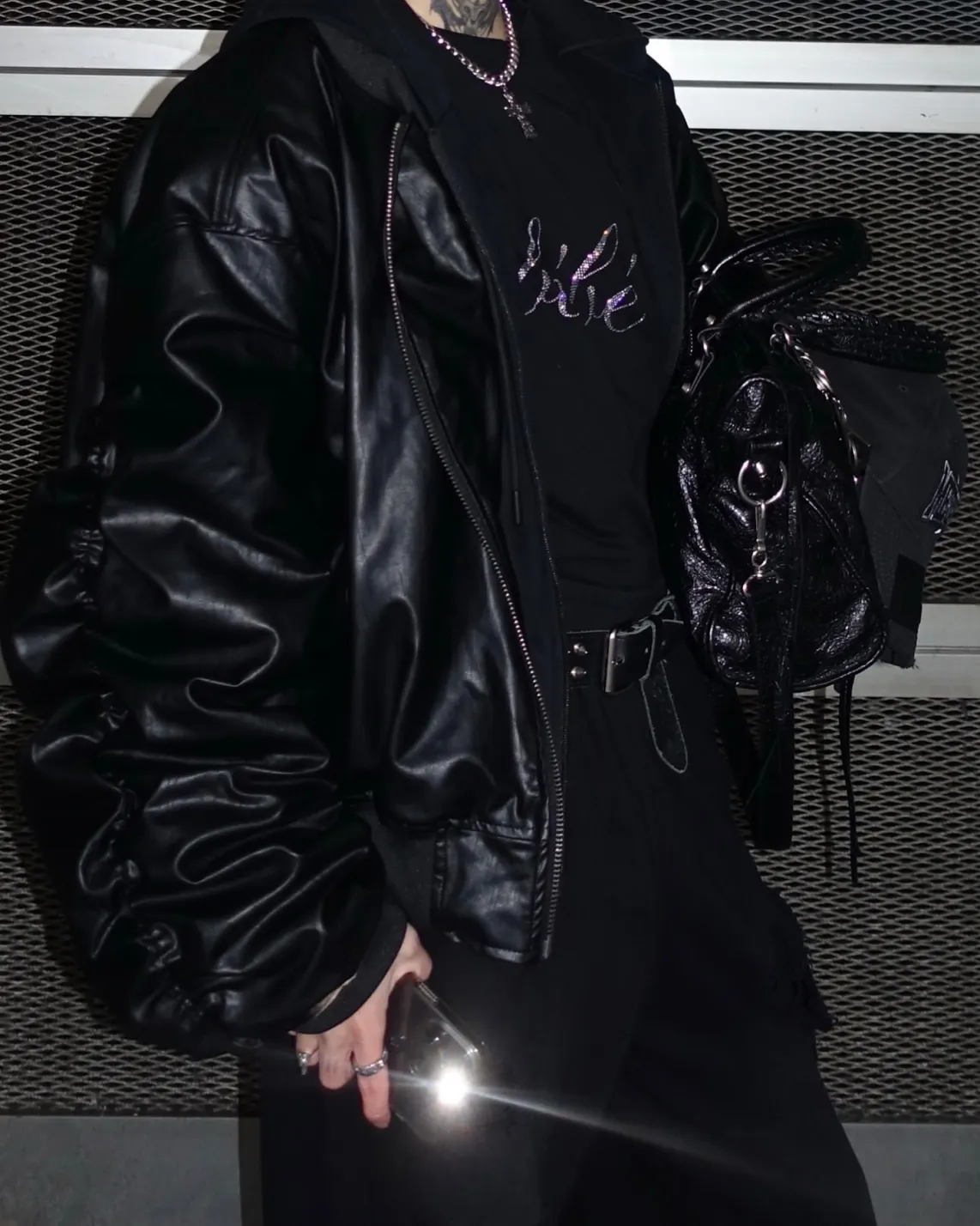 @barbiedrugz wear POPPROJECT Leather bomber Double fake two hooded coat Bomber jacket leather padded ma1 link in bio #fashion #brand #bomber (3/8)