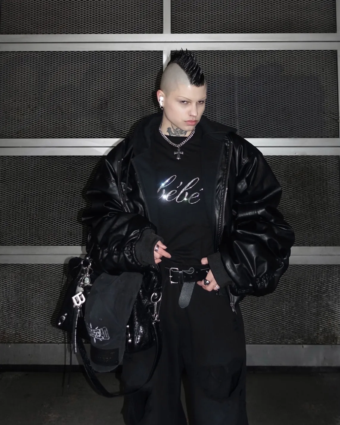 @barbiedrugz wear POPPROJECT Leather bomber Double fake two hooded coat Bomber jacket leather padded ma1 link in bio #fashion #brand #bomber (4/8)