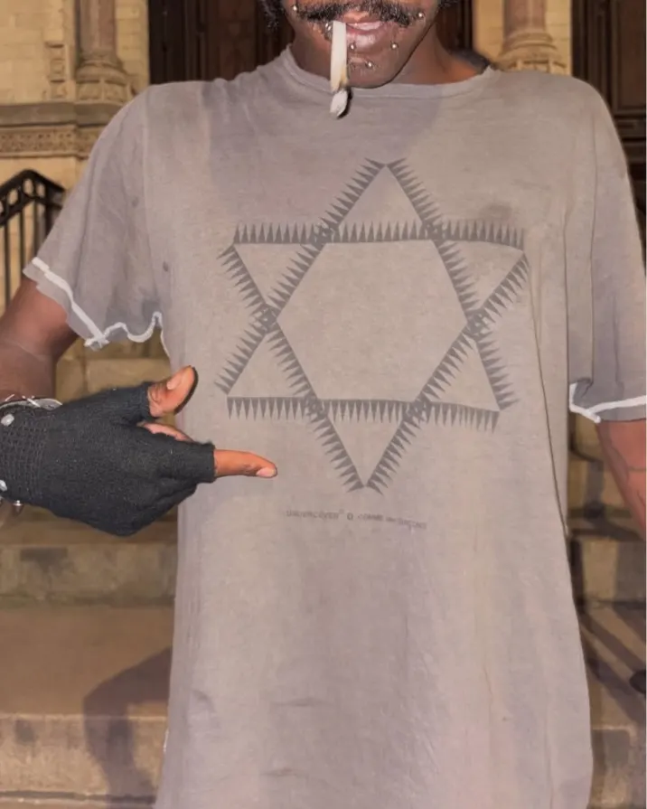Glitch the simulation. 🕷️ Visual noise for the concrete desert. The Static Noise Cargos defy the algorithm with abstract distortion and heavy-duty chaos. Don't just watch the system fail—be the error code. Secure the payload via Link in bio BE A DEVIL丨SANSKRIT FINGERLESS GLOVES PUNK STYLE #beadevil #avantgarde #streetwear #grunge #fashiontiktok #subversive #chaos #outfitinspo (2/3)