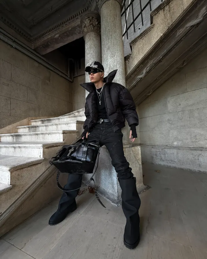 REBEL WAVE — Heavy Fit, Cold Soul. Built for winter. Armed for the street. 👉 Tap in psylos1.com #RebelWave #psylos1 #WinterFits #StreetArmor #BlackAesthetic (9/9)