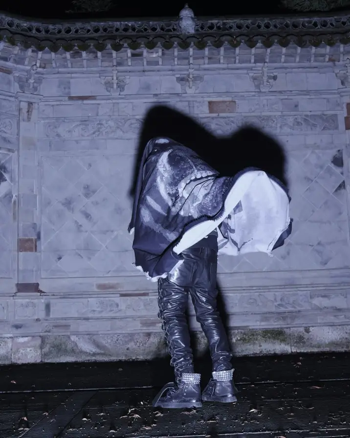Pour pint of that dirty, Double me cup, I sip ’til I‘m blurry #ootd #outfit #esdeekid #hedislimane (8/9)