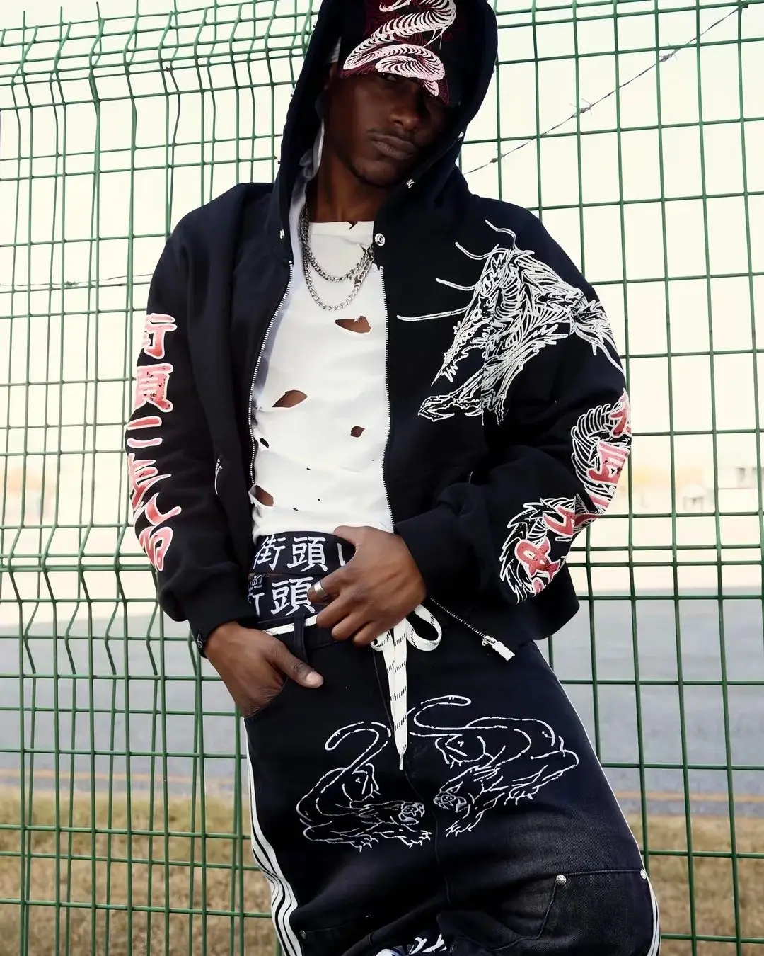 Clothes for those who refuse decay. Built after hope expired. Override reality at PSYLOS1.COM VINKID #StreetGoth #AvantGarde #RebelWave #PostFuture (4/6)