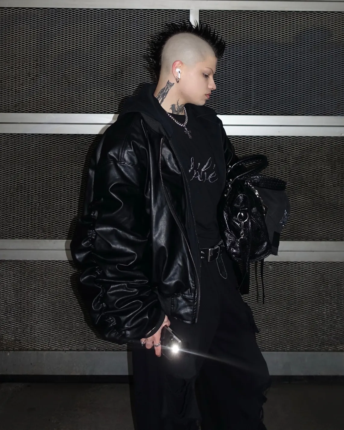@barbiedrugz wear POPPROJECT Leather bomber Double fake two hooded coat Bomber jacket leather padded ma1 link in bio #fashion #brand #bomber (8/8)