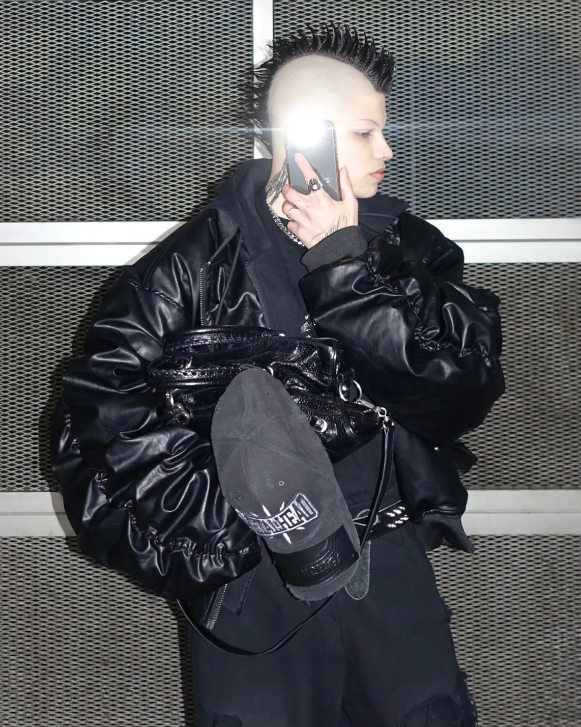 @barbiedrugz wear POPPROJECT Leather bomber Double fake two hooded coat Bomber jacket leather padded ma1 link in bio #fashion #brand #bomber (2/8)