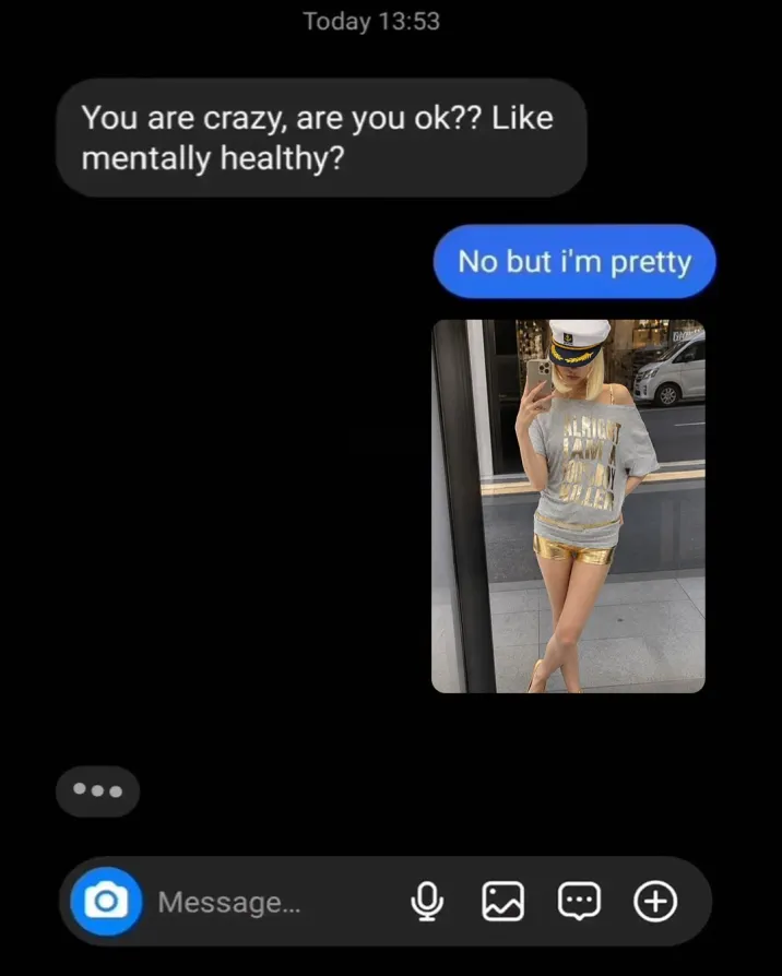 mentally unstable but the outfit is stable.💅🏼💆🏼‍♀️ anyway, here are the outfits.🧚🏽‍♀️ #y2kfashion #y2kaesthetic #fashionmemes #girlblogger #psylos1 (4/5)