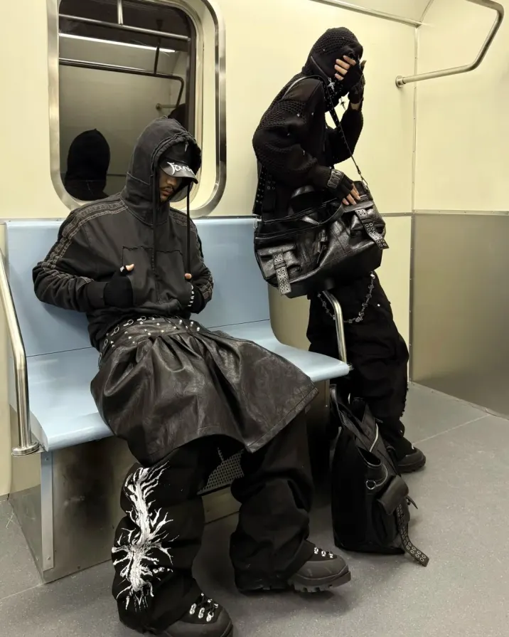 Body logged out. Signal still running. Do not wake. Christmas Sale Now Live at PSYLOS1.COM Search REBEL WAVE at PSYLOS1.COM for more #glitchcore #darkstreetwear #posthuman #nightcore #psylos1 (4/7)