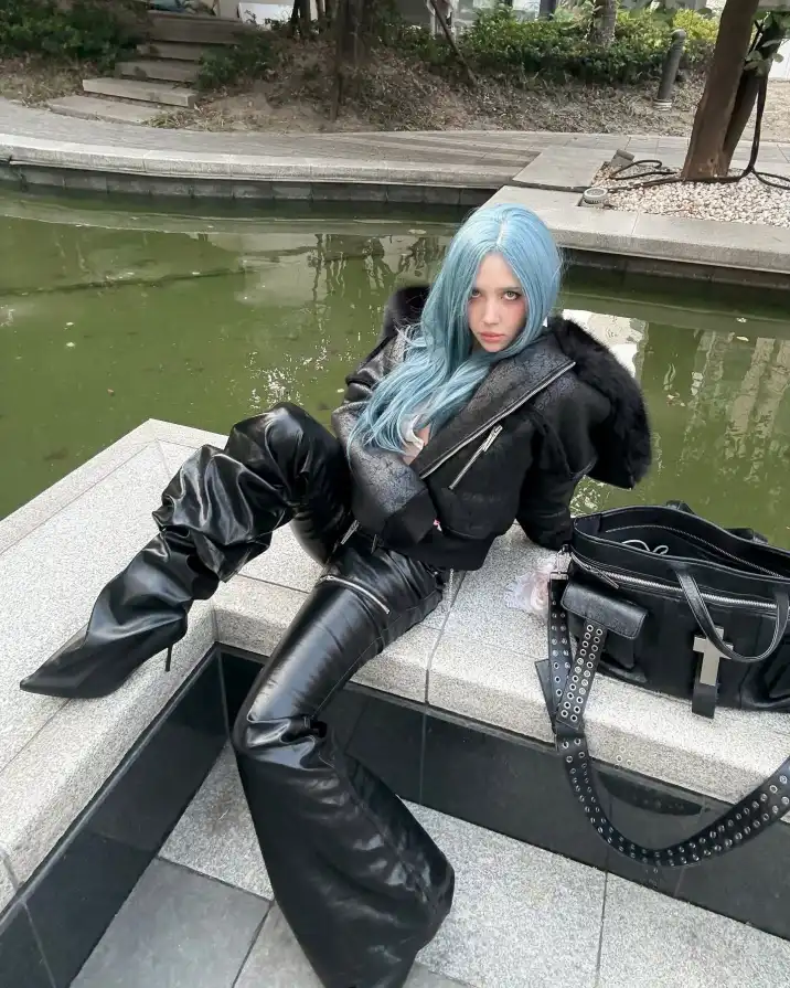 Synthetic skin peeling back. Cold steel against a pulse that refuses to slow. Disconnect to reconnect at PSYLOS1.COM REBEL WAVE #cybercore #avantgardefashion #subversivebasics #chrome #futurism (2/8)