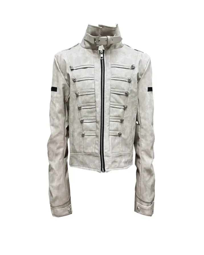 System override initiated. Reflecting the chaos of the metropolis in polished steel. The algorithm can't track what it can't see. Access the mainframe at PSYLOS1.COM DETW #cyberfashion #chromehearts #futurism #avantgardestyle #glitchcore (3/5)