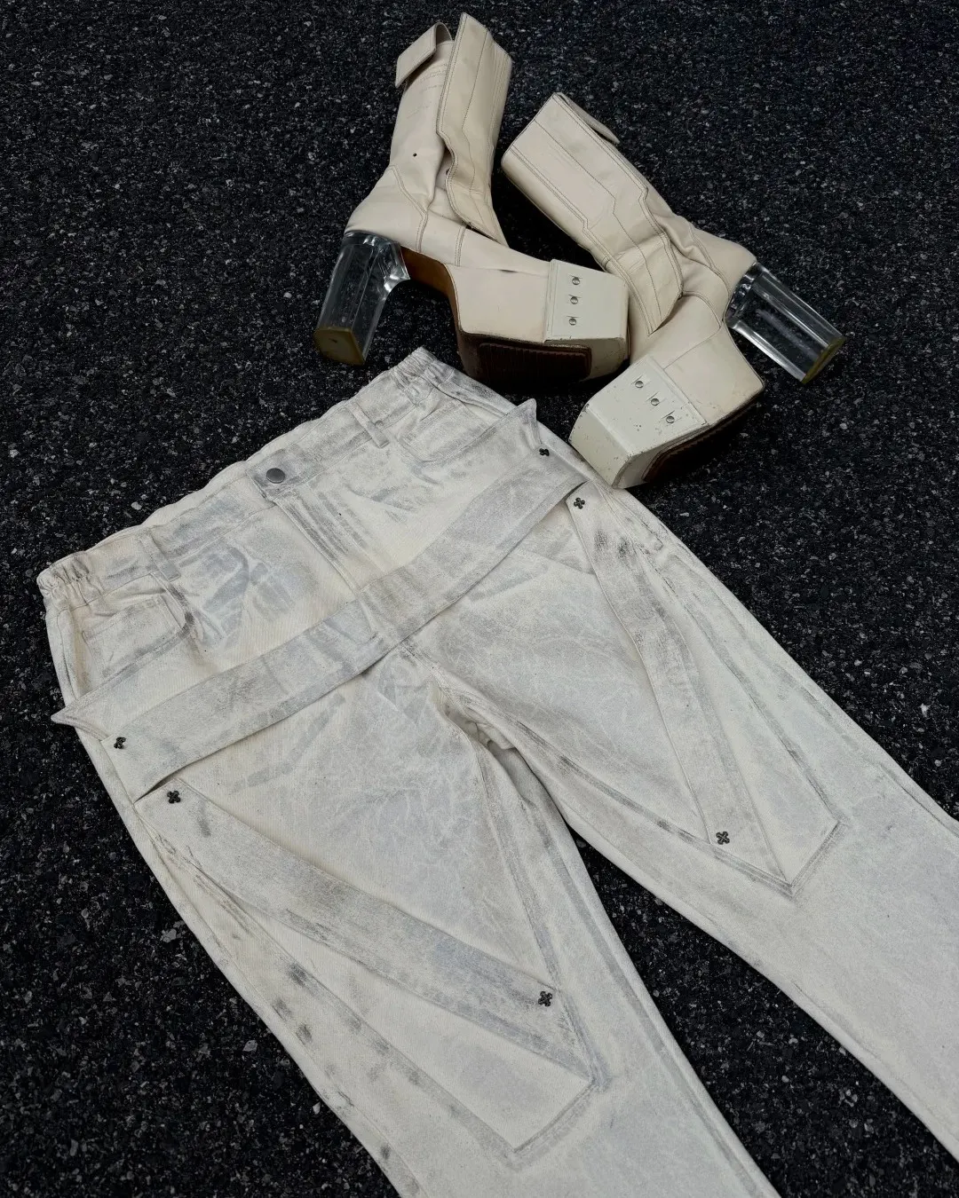 Static noise in the simulation. Strapped denim for the underground. Enter the loop at PSYLOS1.COM Disark #SubversiveBasics #CyberY2K #AvantGarde #Disark #TechWear (4/9)