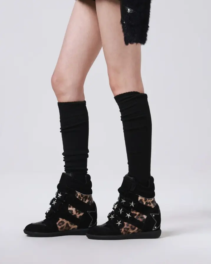 WHO NEEDS THISSS? NOW AVAIBLE at PSYLOS1.COM DETW #avantgarde #cyberfashion #subversive #chrome #detw (4/5)