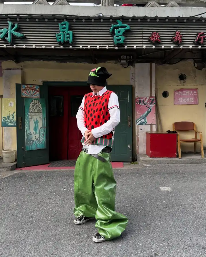 REBEL WAVE green liquid leather wide-leg pants. In an endless ski mask and Comme des Garçons Homme tank top. #ootd #outfit #fyp #commedesgarçons #streetwear (2/10)