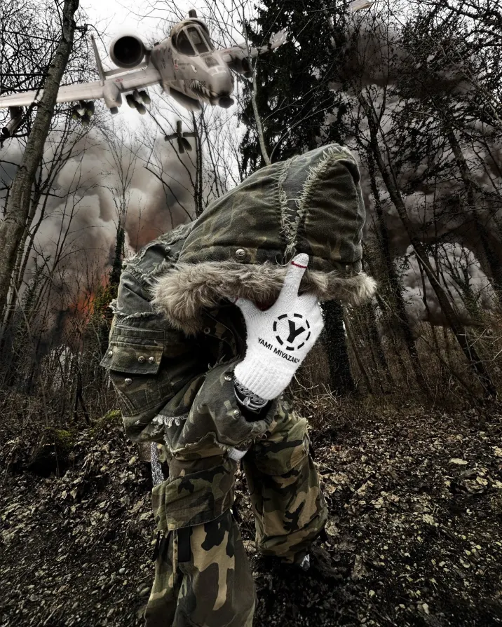 Anonymity is the new currency. Glitch the simulation in these VaultLayer Combat Utility Pants. Authorize your access at PSYLOS1.COM VANGUARDIA | VaultLayer Combat Utility Pants - Camo #Techwear #Subversive #Vanguardia #Streetwear #Camo #psylos1 (7/10)