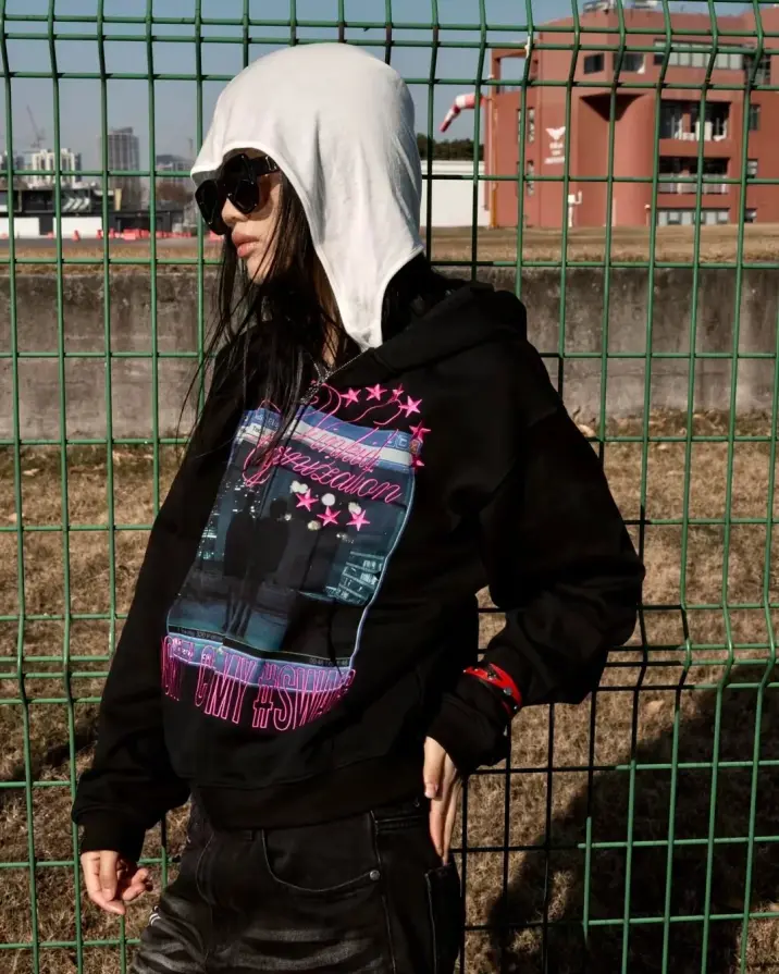 Clothes for those who refuse decay. Built after hope expired. Override reality at PSYLOS1.COM VINKID #StreetGoth #AvantGarde #RebelWave #PostFuture (2/6)