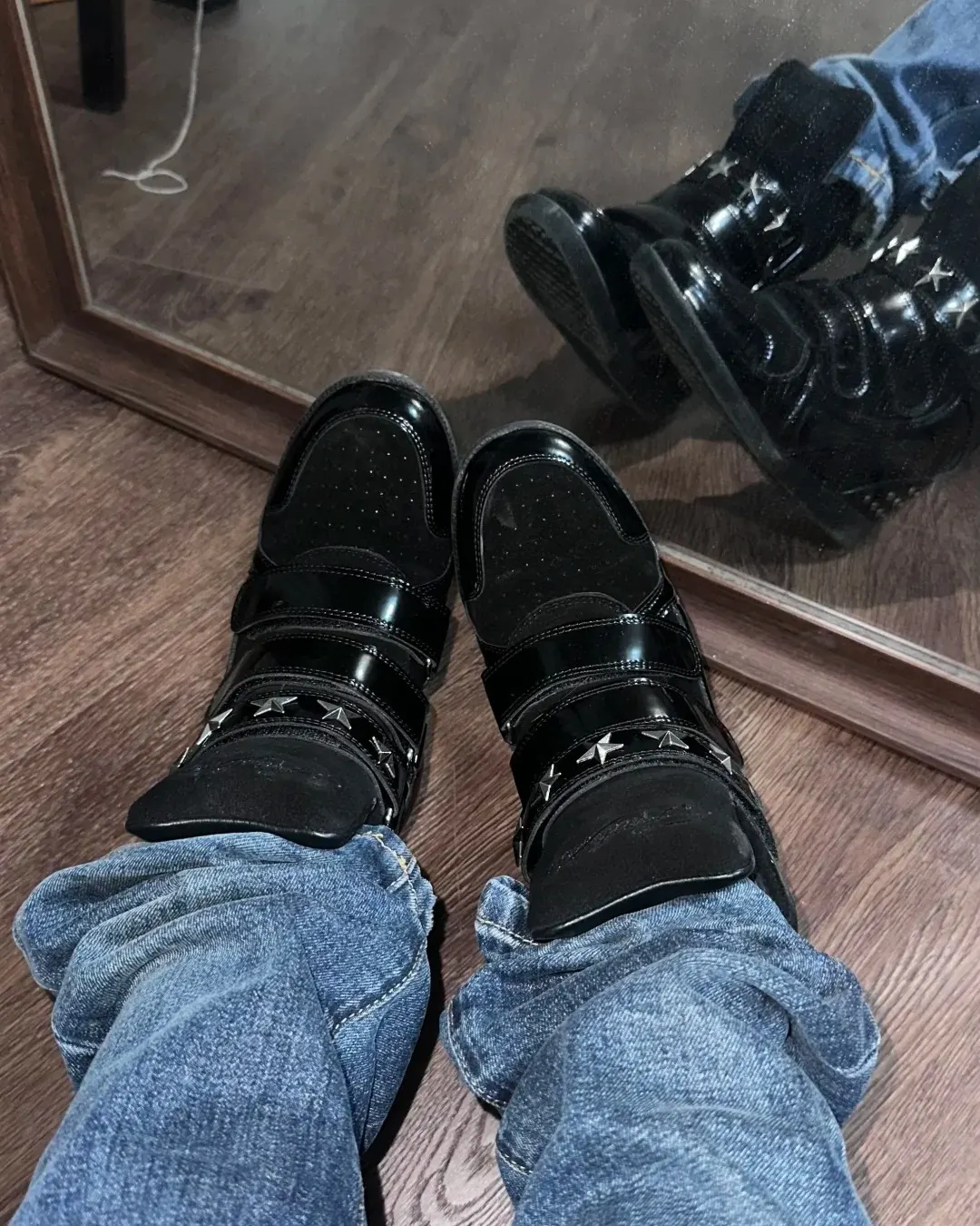 Chrome veins. Shadow instincts. Fashion for a broken future. Access granted at PSYLOS1.COM no e mosen, $260 #DarkWear #RebelWave #CyberFashion #AvantGarde (6/6)