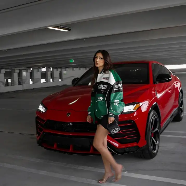 ❤️‍🔥🏁 - #miamibeach #ootd #lamborghiurus #racing #womansstreetwear #womansstreetstyle #coolgirlaesthetic #grwm (2/4)