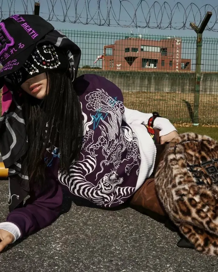 Clothes for those who refuse decay. Built after hope expired. Override reality at PSYLOS1.COM VINKID #StreetGoth #AvantGarde #RebelWave #PostFuture (3/6)