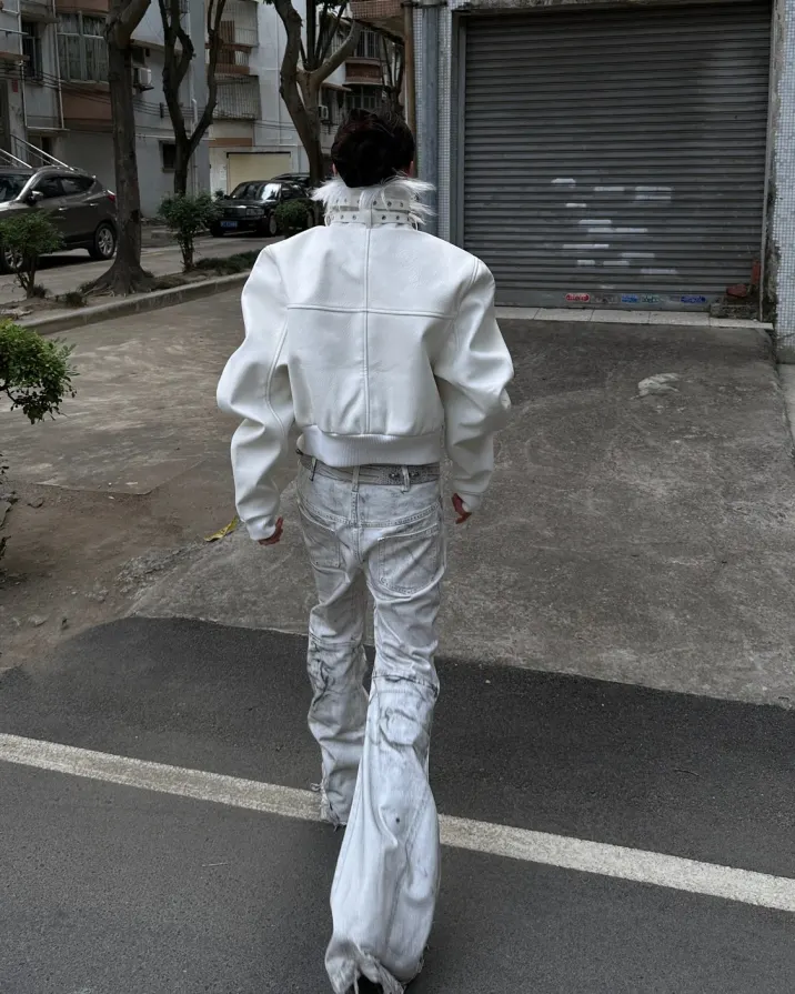 Cold season, hotter armor. White Devil Fur Collar Jacket — cut like a warning, worn like a weapon. Pre-Black Friday is live — and shipping flies. $20 off $150+ | $40 off $250+ Step into the storm at psylos1.com REBEL WAVE | White Devil Fur Collar Leather Jacket #REBELWAVE #psylos1 #blackfridaydeal #streetavantgarde #futureaesthetic (1/6)